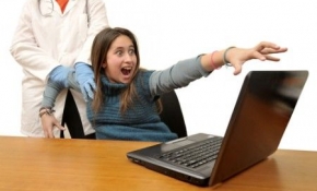 Dipendenza da internet e dai social: quando il web non è più una distrazione